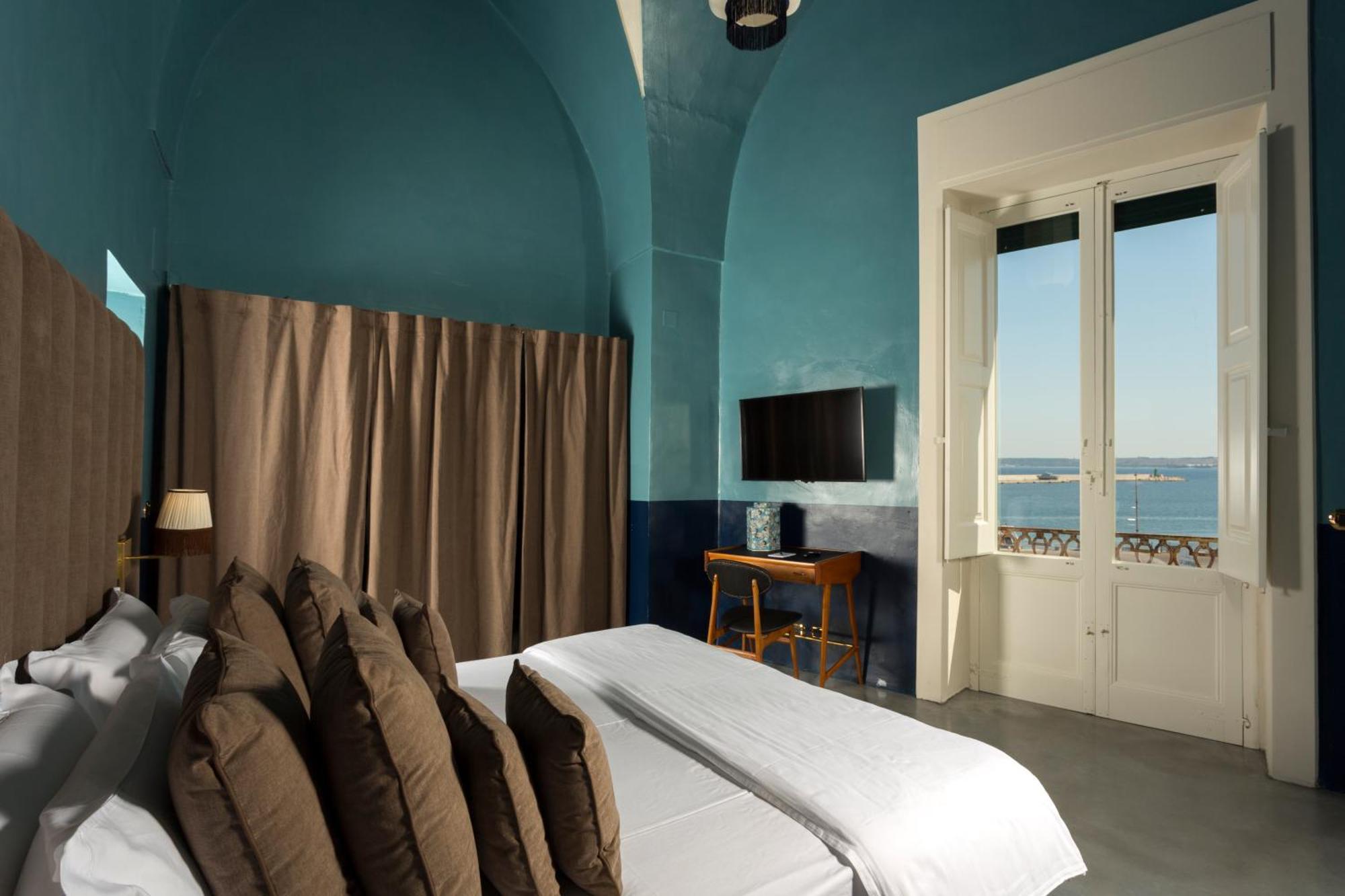 Hotel Palazzo Colombo Gallipoli Exterior foto